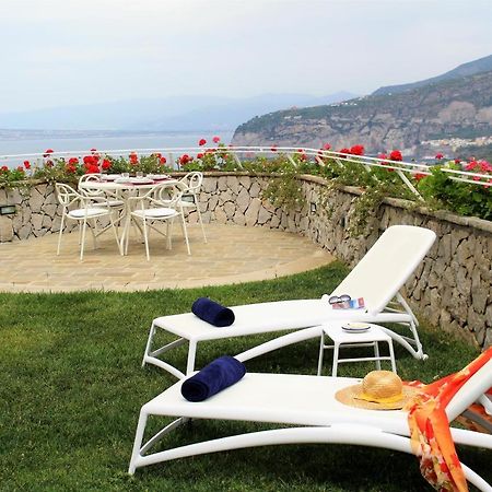 Mirasorrento Villa Bagian luar foto